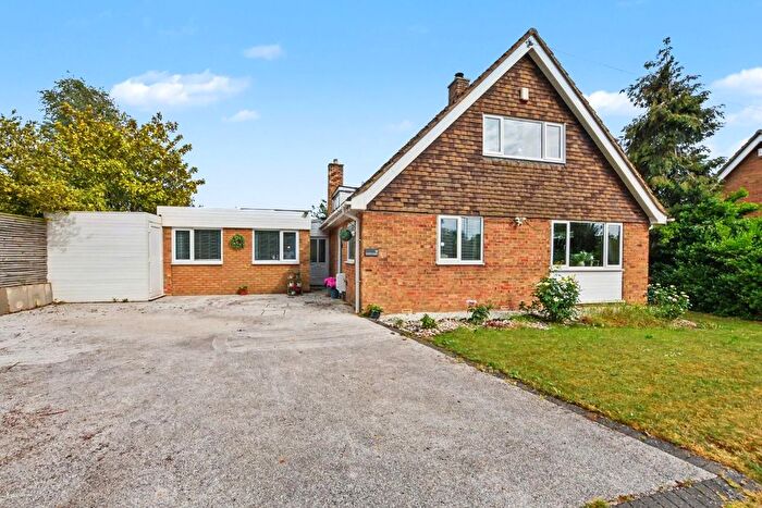 4 Bedroom Detached House For Sale In Chestnut Avenue, Wootton, Northampton, NN4