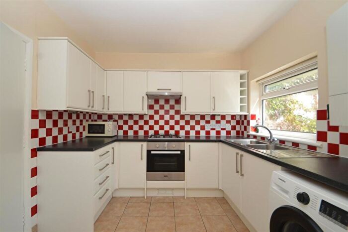 5 Bedroom Maisonette To Rent In Henleaze Road, Bristol, BS9