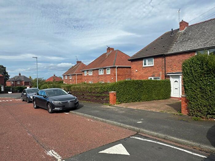 3 Bedroom Semi-Detached House To Rent In Montrose Crescent, Gateshead, NE9
