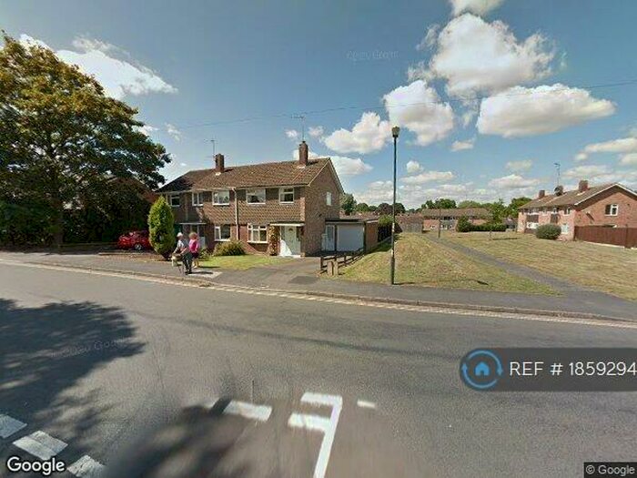 3 Bedroom Semi-Detached House To Rent In Brookside Road, Stratford-Upon-Avon, CV37