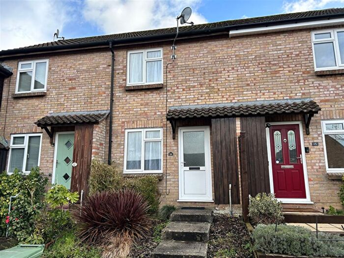 1 Bedroom Terraced House For Sale In Pavely Close, Chippenham, SN15
