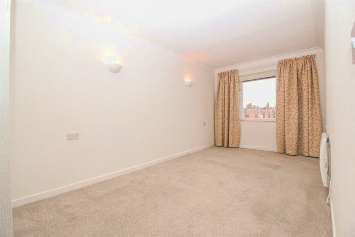 1 Bedroom Apartment For Sale In Homeforth House, High Street, Gosforth, NE3