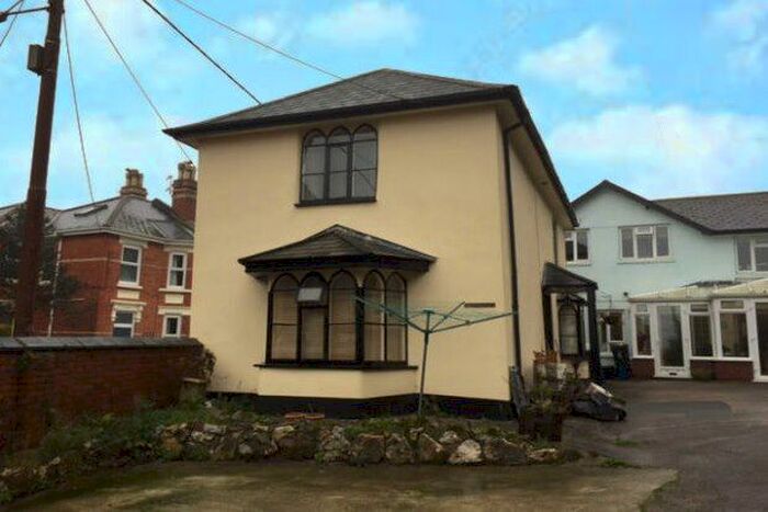 3 Bedroom Property To Rent In Lower Brimley Road, Teignmouth, TQ14