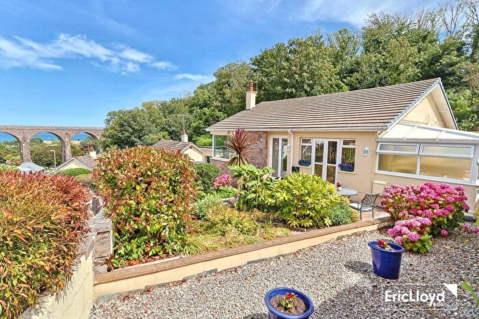 2 Bedroom Detached Bungalow For Sale In Bracken Rise, Paignton, TQ4