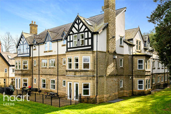 2 Bedroom Apartment For Sale In Park Avenue, Leeds, LS8