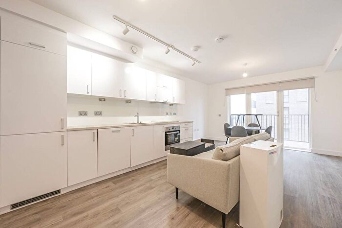 1 Bedroom Flat To Rent In Adlay Apartments, Silvertown, London, E16