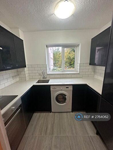 2 Bedroom Flat To Rent In Nelson Court, Buckingham, MK18