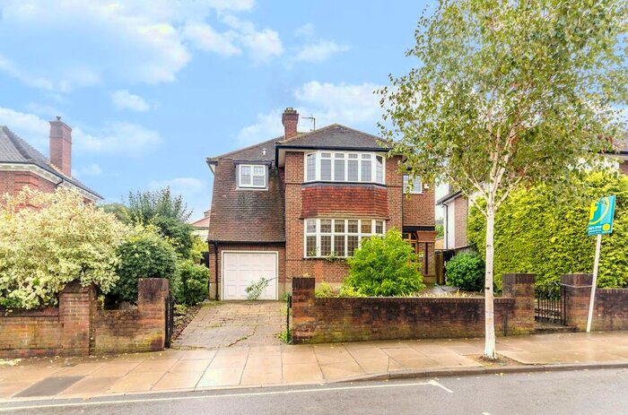 4 Bedroom Detached House To Rent In Marchmont Road, Richmond Hill, Richmond, TW10