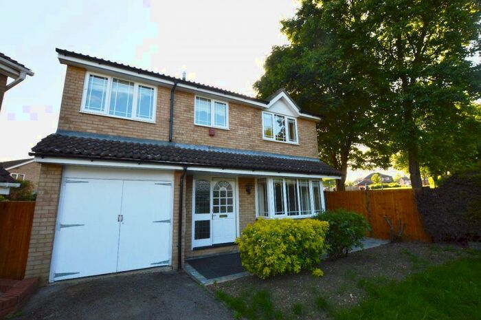 4 Bedroom Detached House To Rent In Foxhill, Olney, MK46