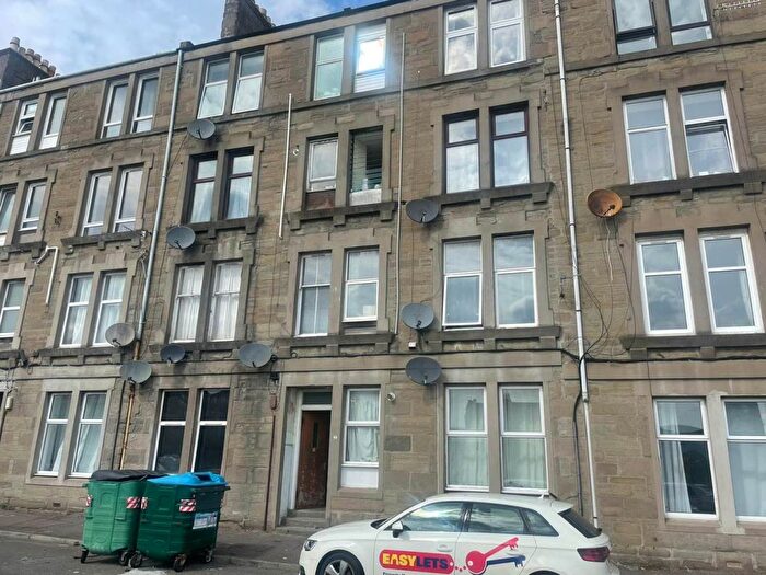 1 Bedroom Flat To Rent In Lyon Street, Dundee, DD4