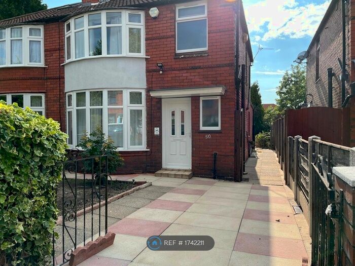 4 Bedroom Semi-Detached House To Rent In Fairholme Road, Manchester, M20