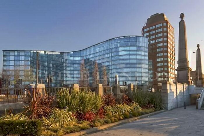 1 Bedroom Flat To Rent In Parliament View Apartments, Albert Embankment, London, SE1