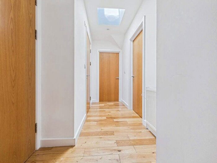 1 Bedroom Flat To Rent In Parkside House, Hillingdon, UB10
