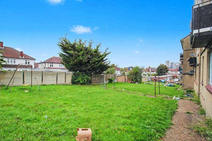 3 Bedroom Flat For Sale In Harrow Road, Wembley, Middlesex, HA9