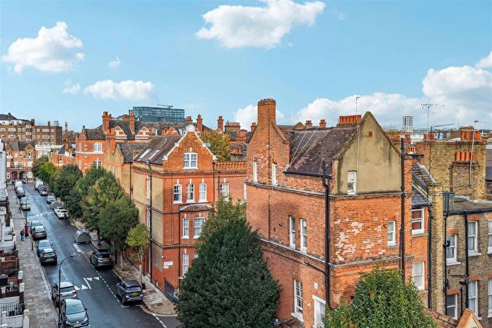 2 Bedroom Flat For Sale In Gledstanes Road, London, W14