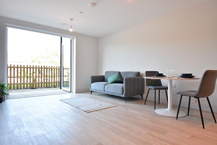 1 Bedroom Flat To Rent In Isca Gardens, Exeter, EX4