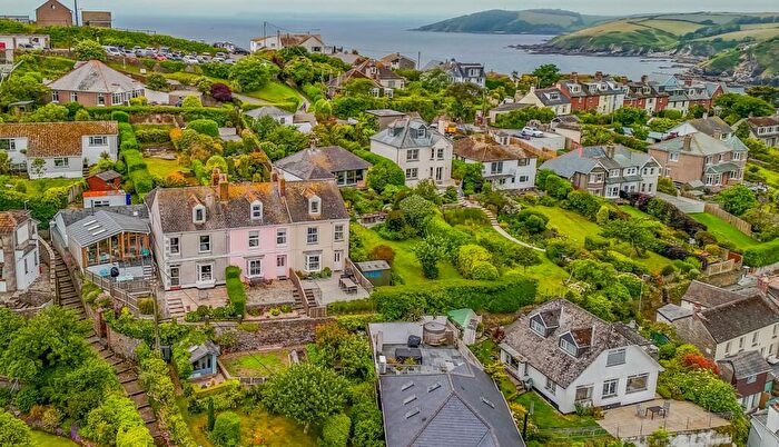 4 Bedroom End Of Terrace House For Sale In Providence Place, Polruan, PL23