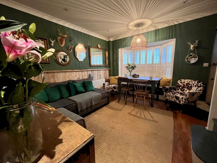 2 Bedroom Terraced House To Rent In Hampden Road, Brighton, BN2