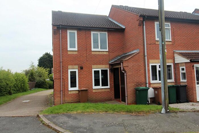 1 Bedroom Flat To Rent In John Street, Swadlincote, DE11