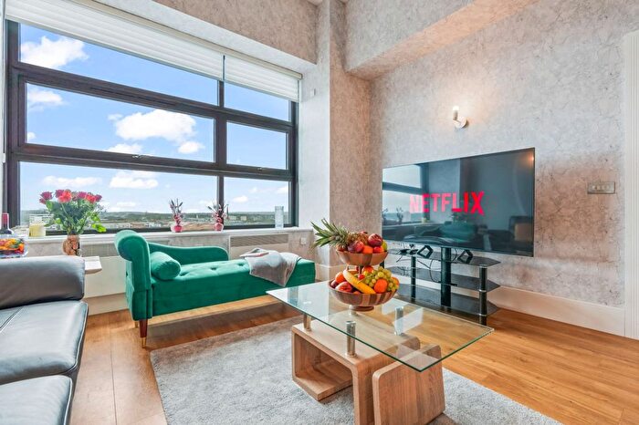 2 Bedroom Flat To Rent In Jewellery Quarter, B3