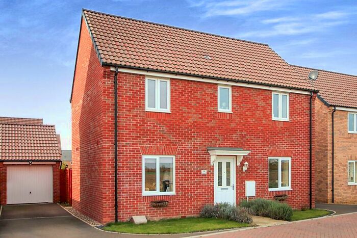 4 Bedroom House To Rent In Duke Meadows, Market Deeping, Peterborough, PE6