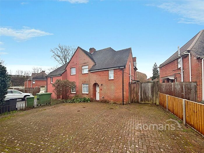 4 Bedroom Semi Detached House To Rent In Airlie Corner, Winchester, SO22