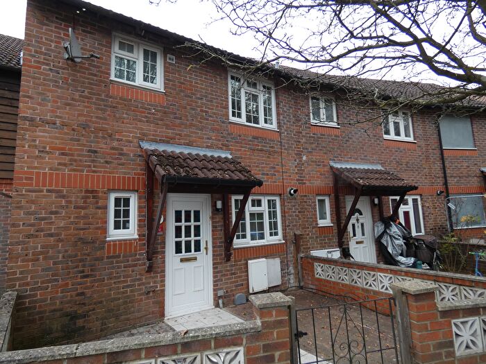 3 Bedroom Property To Rent In Kingfisher Court, Sheerwater, GU21