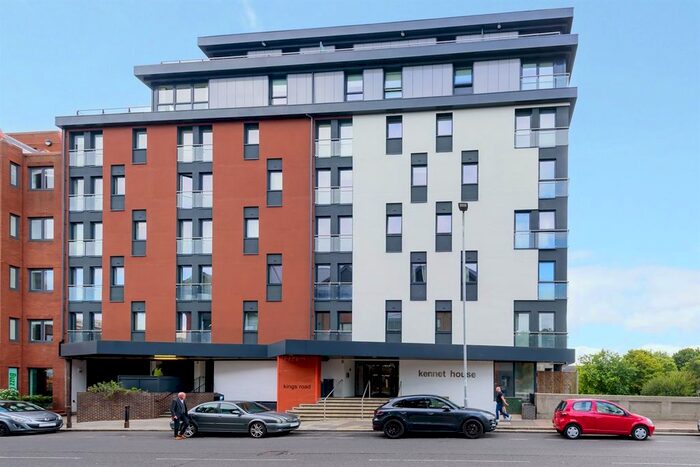 2 Bedroom Flat To Rent In Kennet House, Reading, RG1