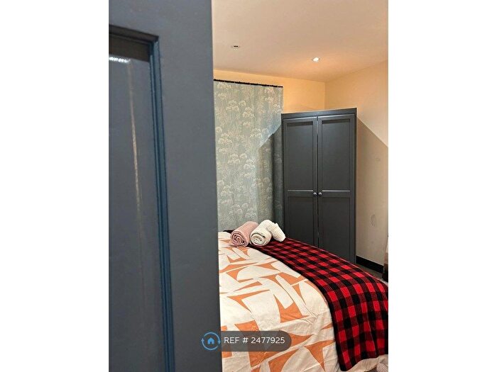 3 Bedroom Semi-Detached House To Rent In Dyas Road, Great Barr, Birmingham, B44