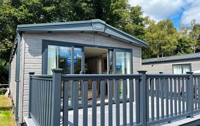 2 Bedroom Mobile/park Home For Sale In Landford, Salisbury, SP5