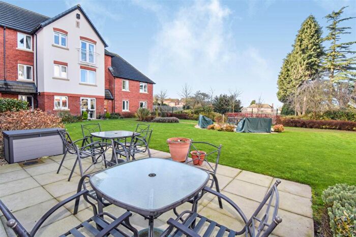 1 Bedroom Apartment For Sale In Rowleys Court, Sandhurst Street, Oadby, Leicester, LE2