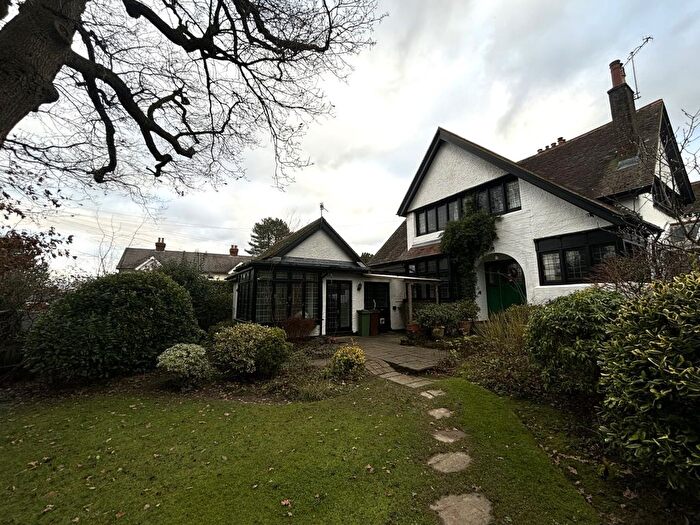 1 Bedroom Cottage To Rent In Ashley Park, Tunbridge Wells, TN4