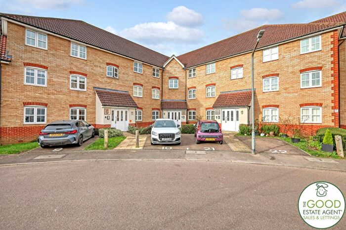 2 Bedroom Flat For Sale In Lea Valley House, Waltham Abbey, EN9