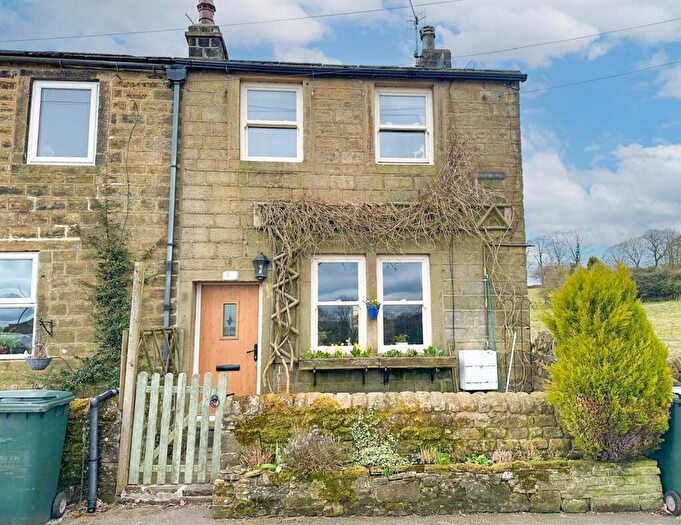 2 Bedroom Cottage For Sale In Gill Lane, Cowling, BD22