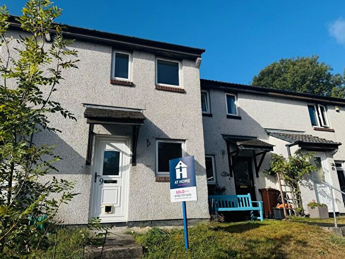 2 Bedroom Terraced House To Rent In Cedar Close, PL11