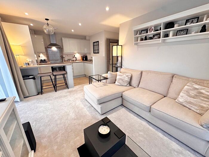 1 Bedroom Flat To Rent In Upton Road, Poole, BH17
