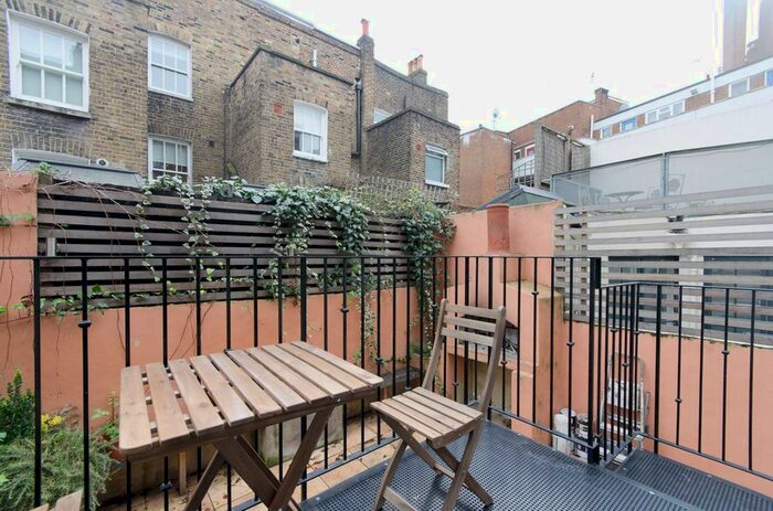 2 Bedroom Flat To Rent In Edith Grove, Chelsea, London, SW10