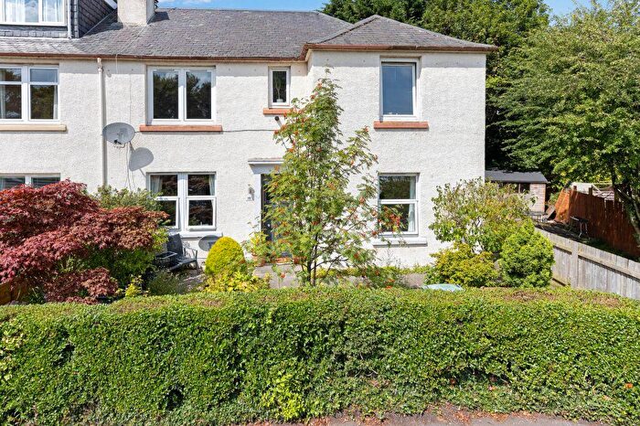 2 Bedroom Flat For Sale In The Green, Davidsons Mains Edinburgh, EH4
