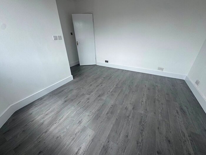 4 Bedroom Terraced House To Rent In Cranleigh Road, Feltham, Middlesex, TW13