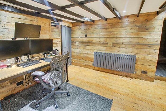 2 Bedroom Detached House For Sale In Elwyn Road, March, PE15