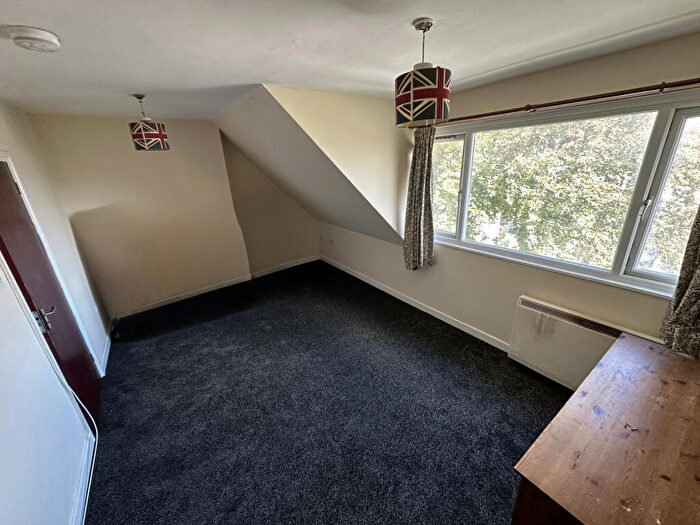 1 Bedroom Flat To Rent In Iffley Road, Oxford, OX4