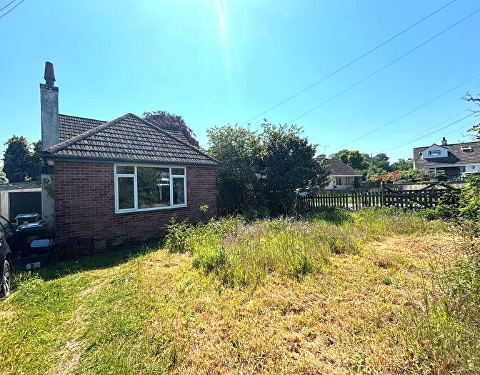 2 Bedroom Detached Bungalow For Sale In Grange Close, Ipplepen, TQ12