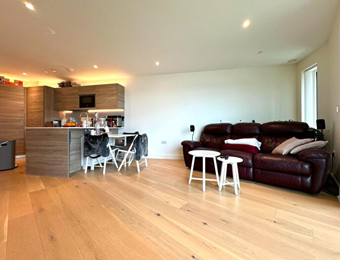 2 Bedroom Flat To Rent In Norton House, Duke Of Wellington Avenue, Woolwich, London, SE18