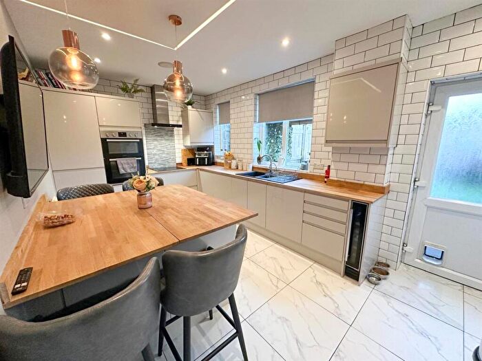 3 Bedroom Terraced House For Sale In Daisy Hill, Silsden, BD20