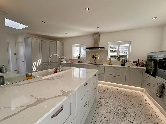 2 Bedroom Detached Bungalow For Sale In Church Road, Smeeth, Ashford, TN25
