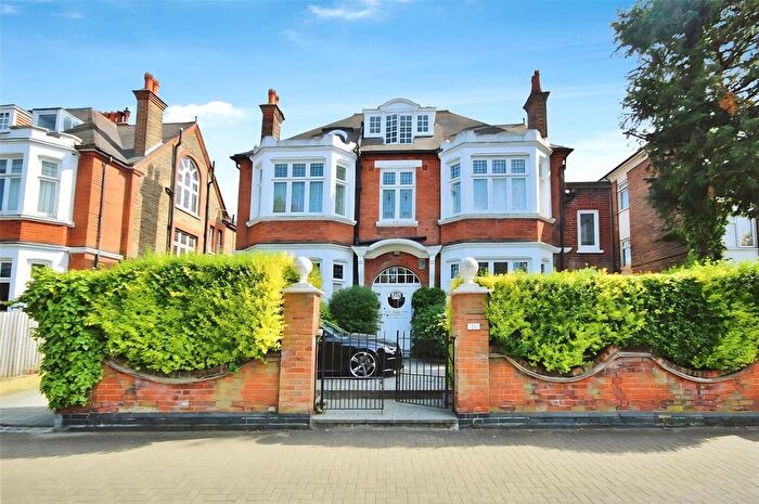 1 Bedroom Flat To Rent In Hazlewell Road, Putney, SW15