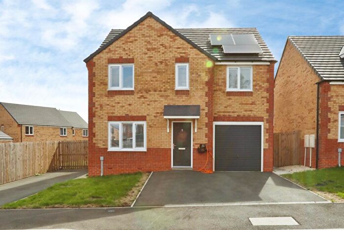 4 Bedroom Detached House For Sale In Cloverleaf Court, Rhodesia, Worksop, S80