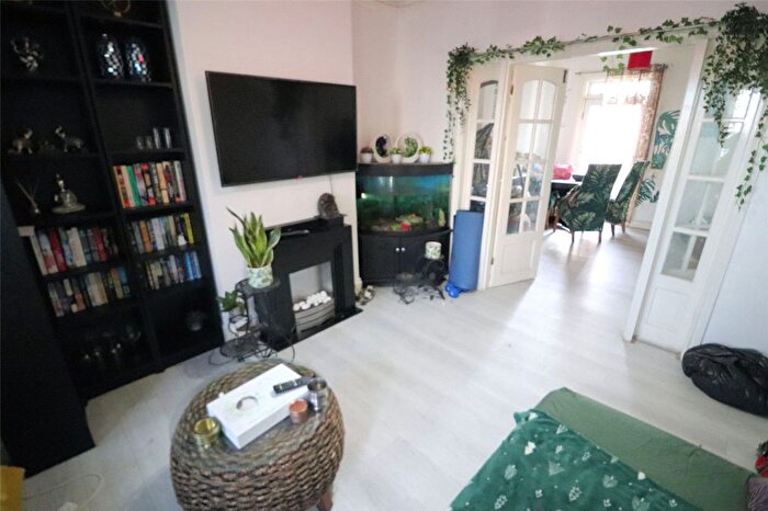 3 Bedroom Terraced House For Sale In Hengist Road, Northumberland Heath, Kent, DA8