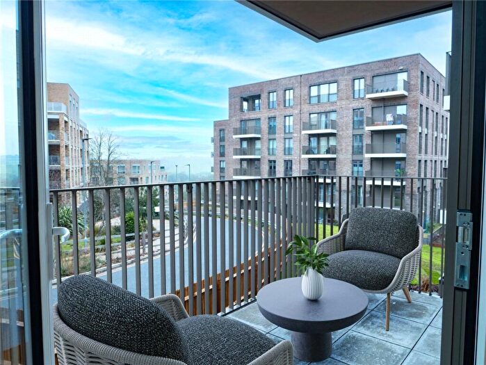 2 Bedroom Flat For Sale In Medawar Drive, London, NW7