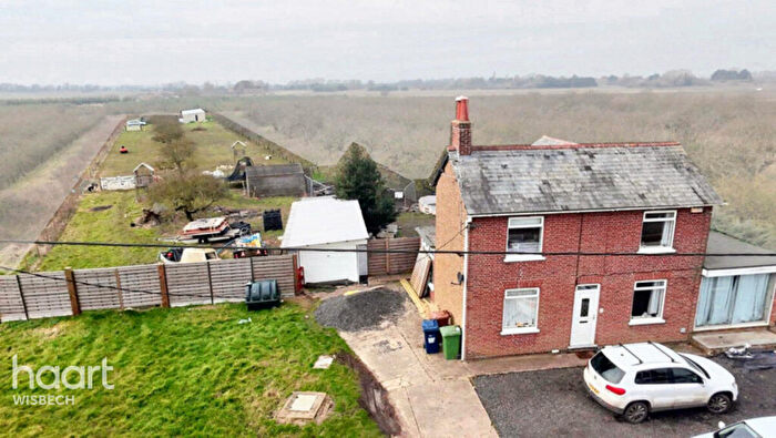 3 Bedroom Detached House For Sale In Redmoor Lane, Wisbech, PE14
